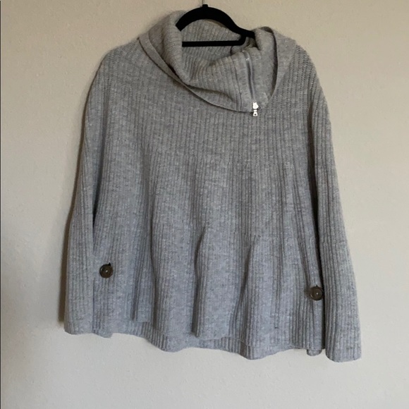 GAP Sweaters - Gap Sweater poncho